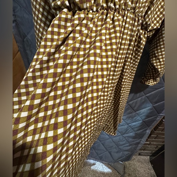 NWT - BUCKETLIST Plaid Mid Dress in Green/Brown - Picture 7 of 15